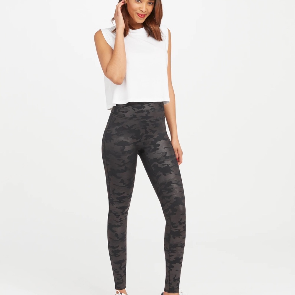 Spanx faux leather black camo print leggings size M